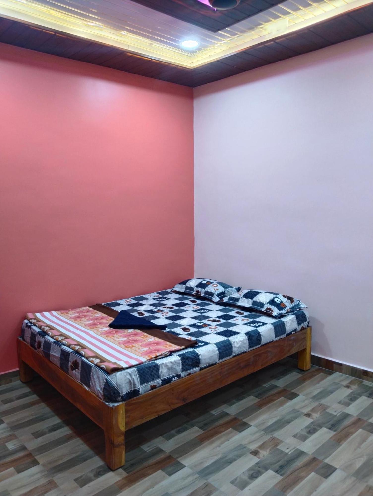 Funky Monkey Home Stay Hampi Exterior photo