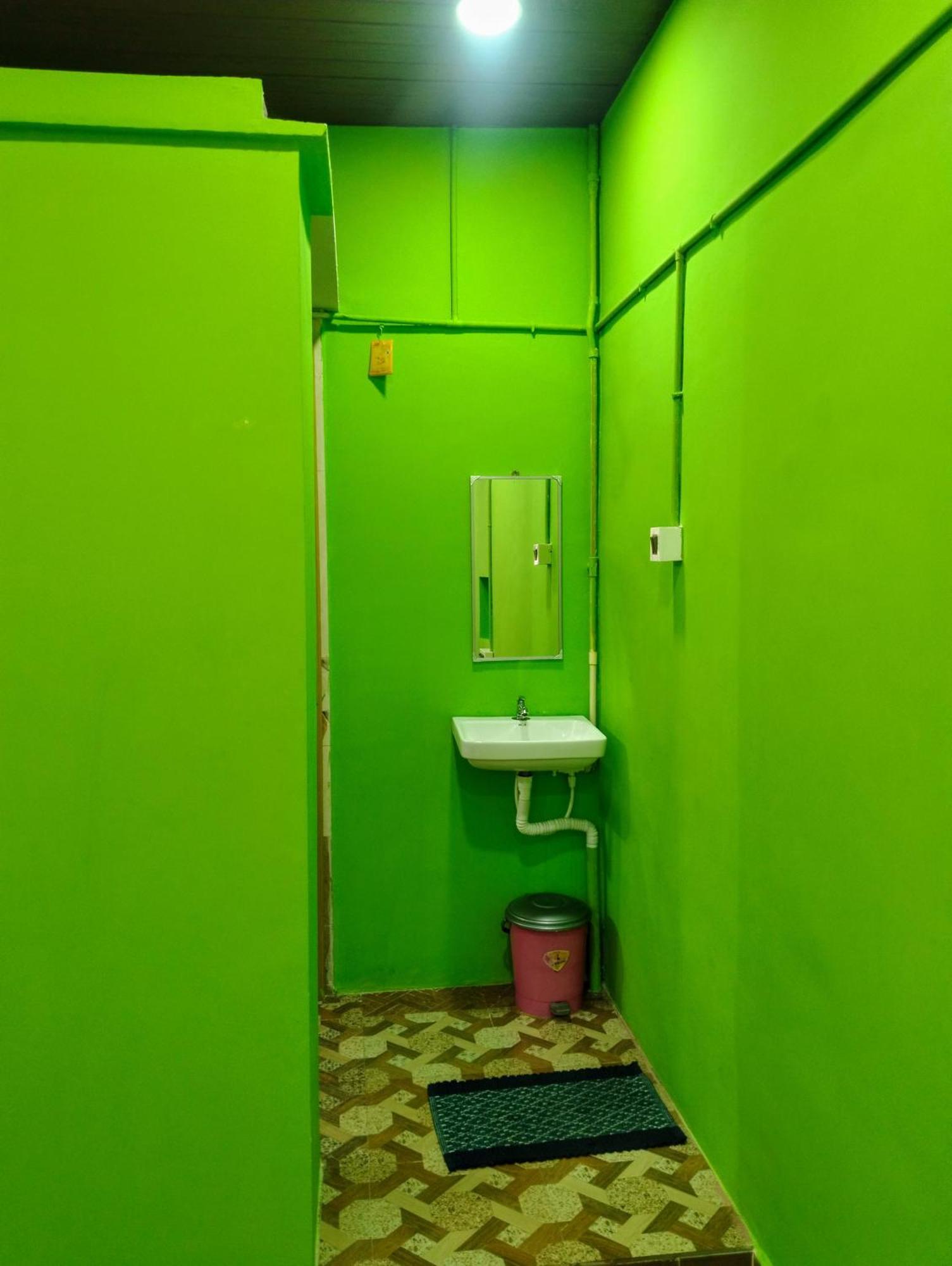 Funky Monkey Home Stay Hampi Exterior photo