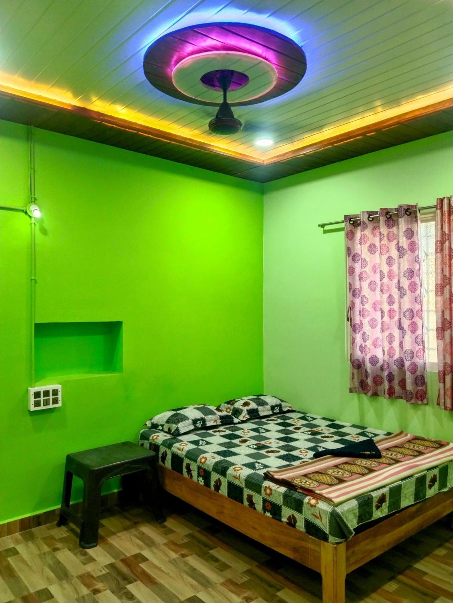 Funky Monkey Home Stay Hampi Exterior photo